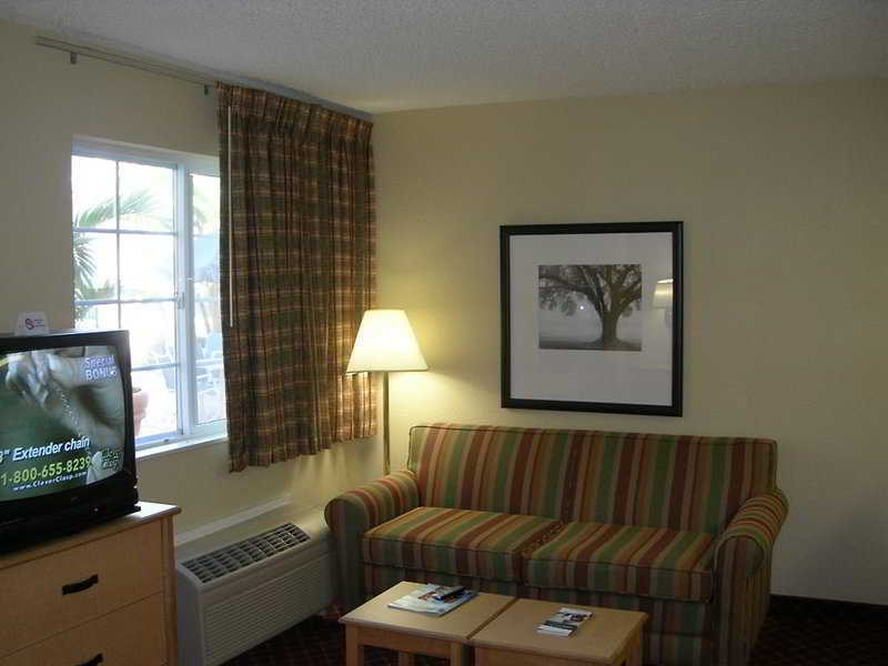 Extended Stay America Select Suites - Orlando - Lake Mary - 1040 Greenwood Blvd Exterior foto